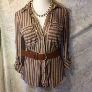 FABULOUS E&M SHIRT UP FOR GRABS👚